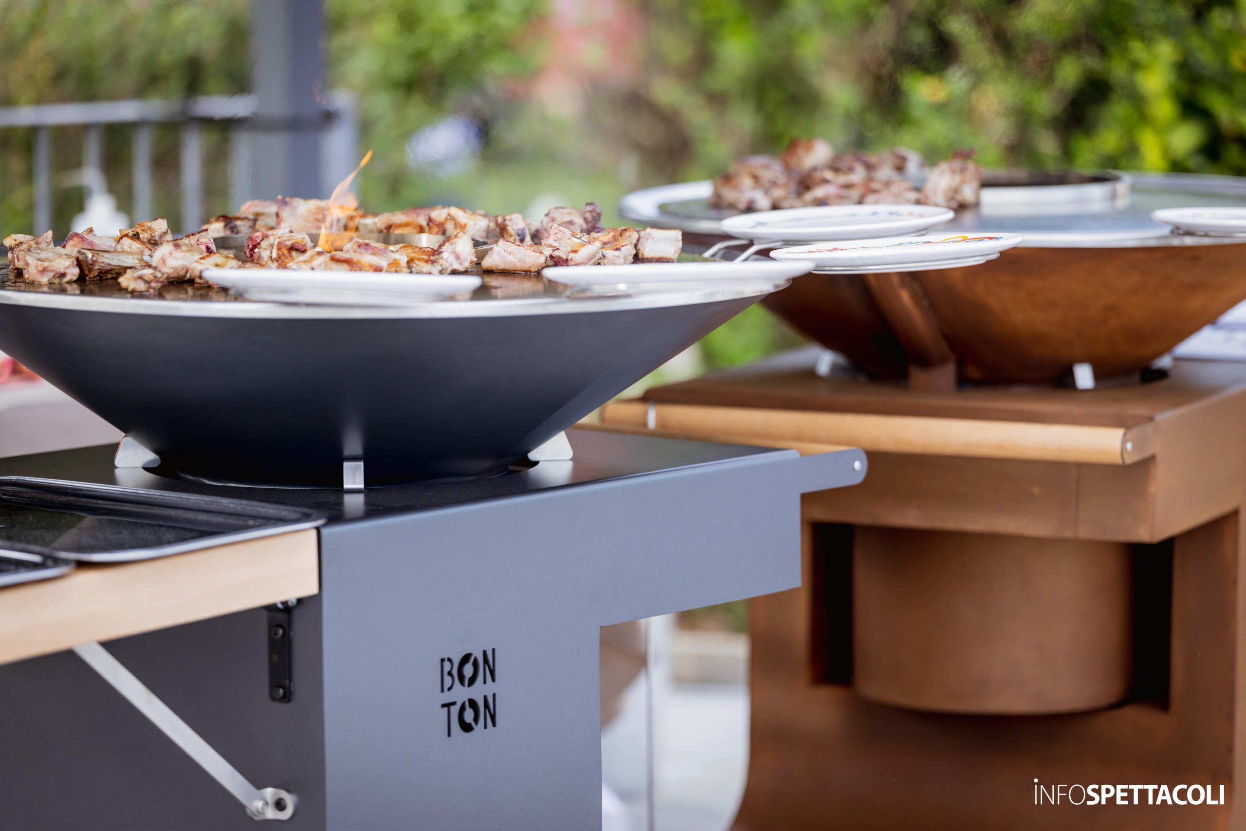 barbecue-due-colori-carne